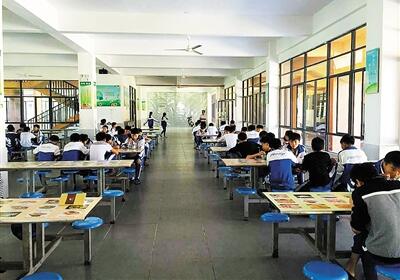 寧?？h知恩中學(xué)首家“5H示范食堂”全新面世